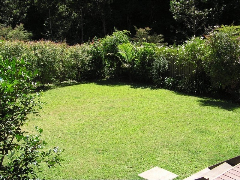 12 Singleton Road, Point Clare NSW 2250