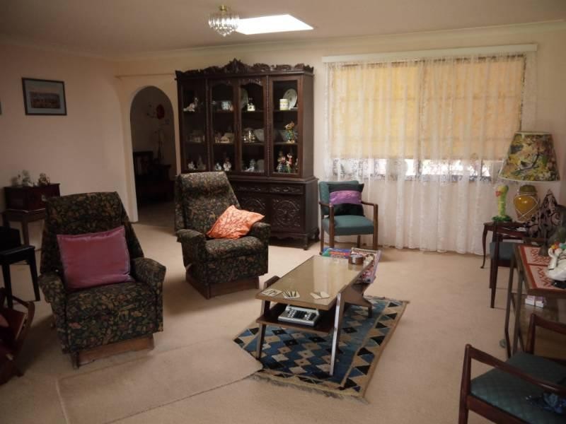 6 Gurra Close, Gosford NSW 2250