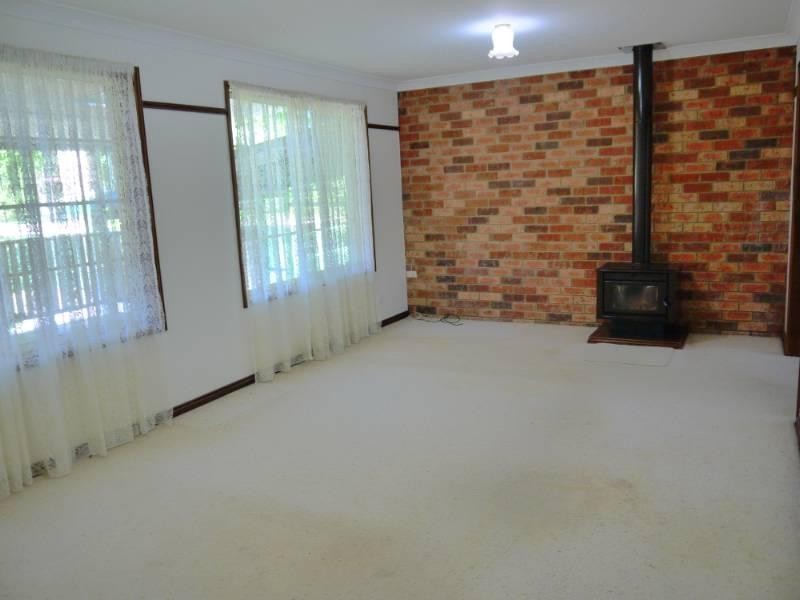 37 Collard Road, Point Clare NSW 2250