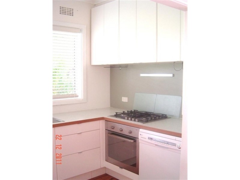 13B Alukea Avenue, Point Clare NSW 2250