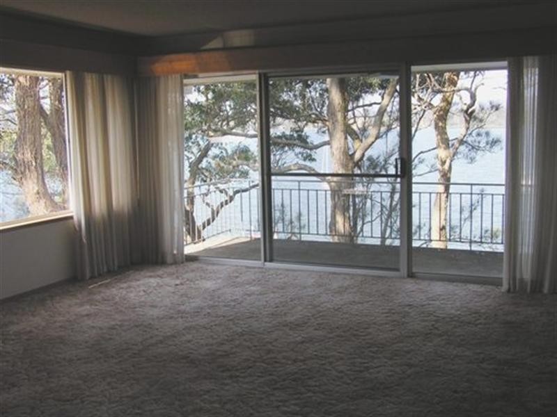 21 Alukea Avenue, Point Clare NSW 2250