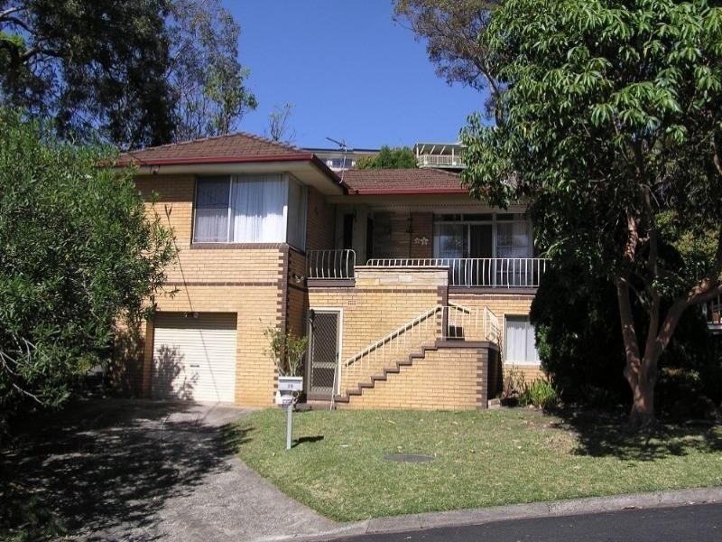 29 Fiona Street, Point Clare NSW 2250