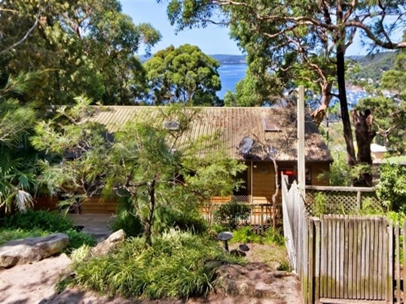 18 Indra Road, Tascott NSW 2250