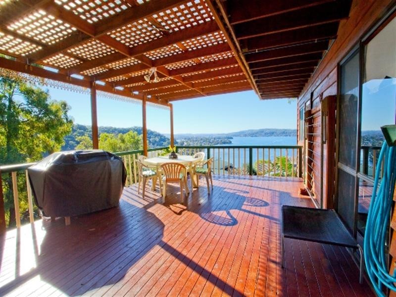 10 Sublime Point Avenue, Tascott NSW 2250