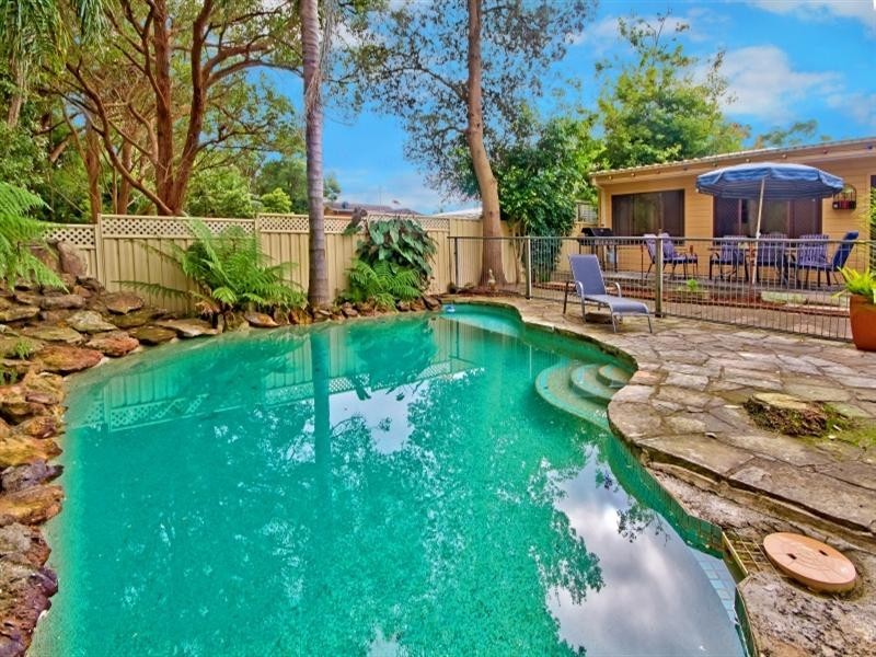 25 Golden Avenue, Point Clare NSW 2250