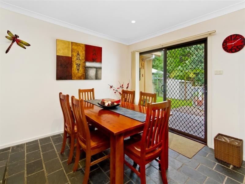 25 Golden Avenue, Point Clare NSW 2250