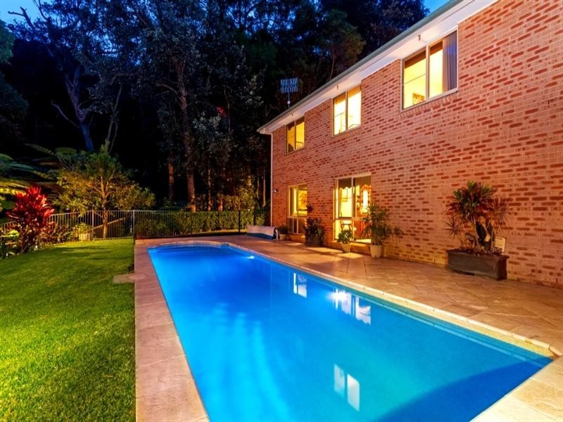 32 Scott Street, Point Clare NSW 2250