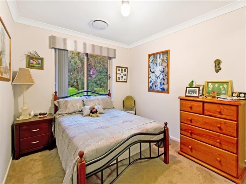 32 Scott Street, Point Clare NSW 2250