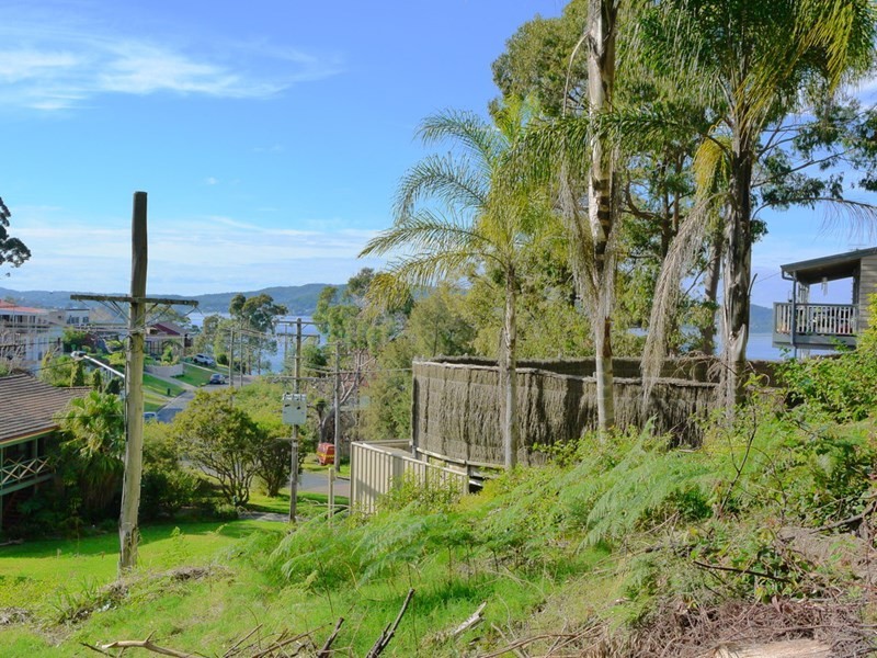 32 Indra Road, Tascott NSW 2250