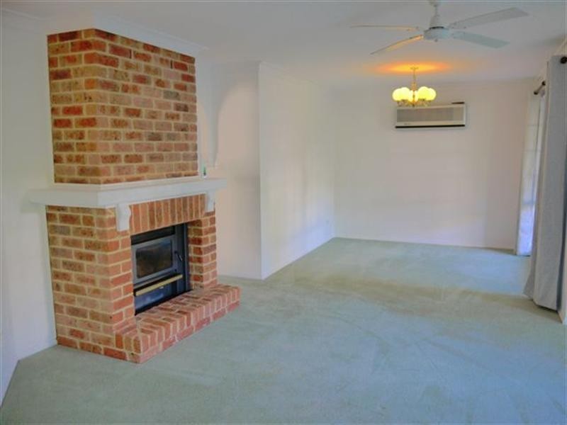 5 Noonan Point Avenue, Point Clare NSW 2250