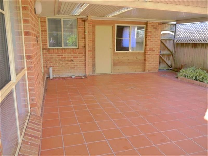 5 Noonan Point Avenue, Point Clare NSW 2250