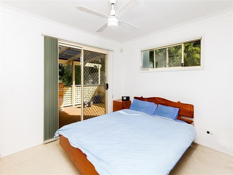 6 Bluefish Crescent, Tascott NSW 2250