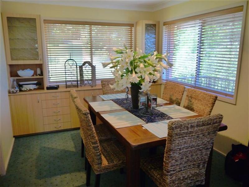 33 Scott Street, Point Clare NSW 2250