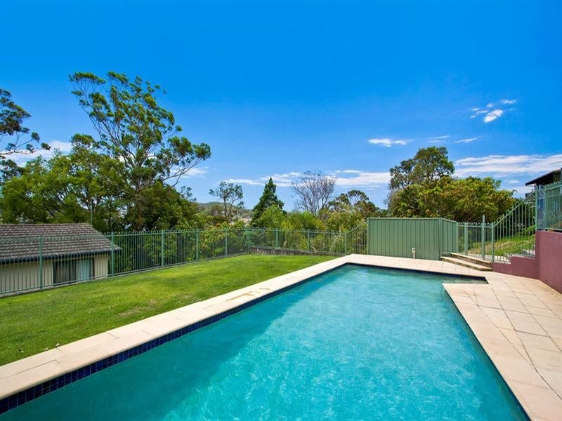 19 Penang Street, Point Clare NSW 2250