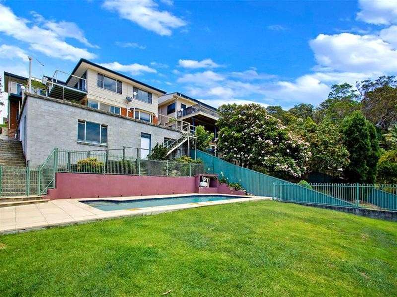 19 Penang Street, Point Clare NSW 2250