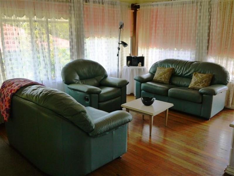 31 Brisbane Water Drive, Point Clare NSW 2250