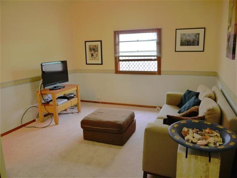 22 Victory Parade, Tascott NSW 2250