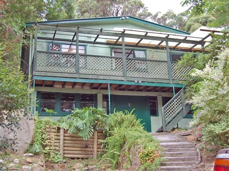 13 Melaleuca Crescent, Tascott NSW 2250