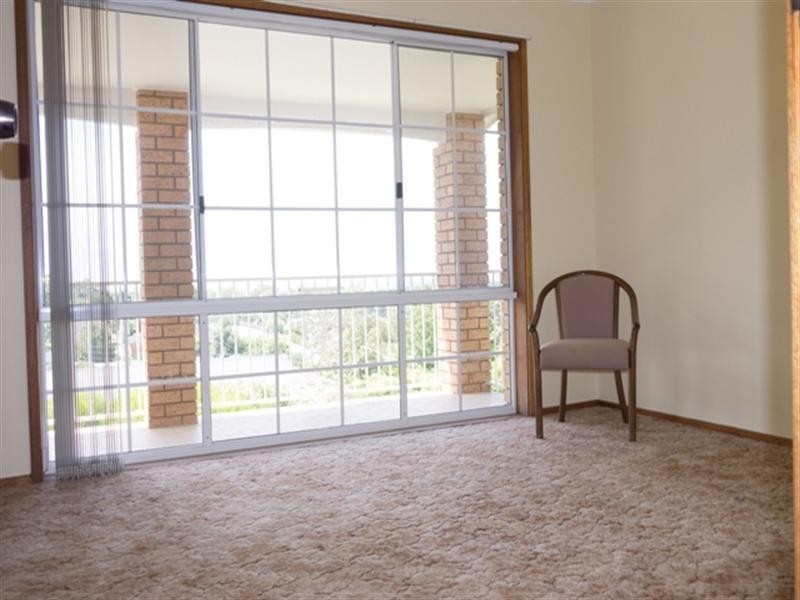 17 Coreen Drive, Wamberal NSW 2260