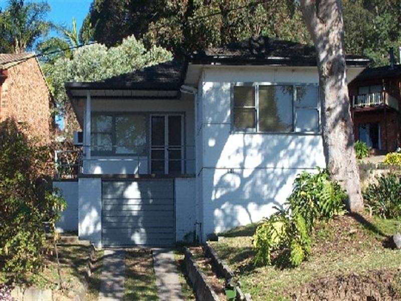 141 Brisbane Water Drive, Point Clare NSW 2250