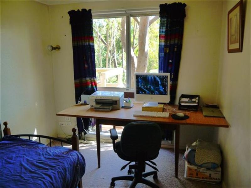 20 Nari Avenue, Point Clare NSW 2250