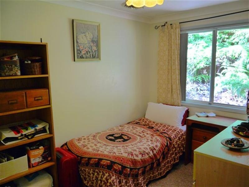 20 Nari Avenue, Point Clare NSW 2250