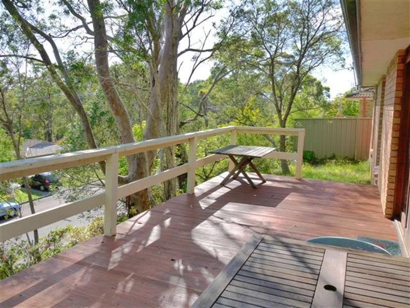 20 Nari Avenue, Point Clare NSW 2250