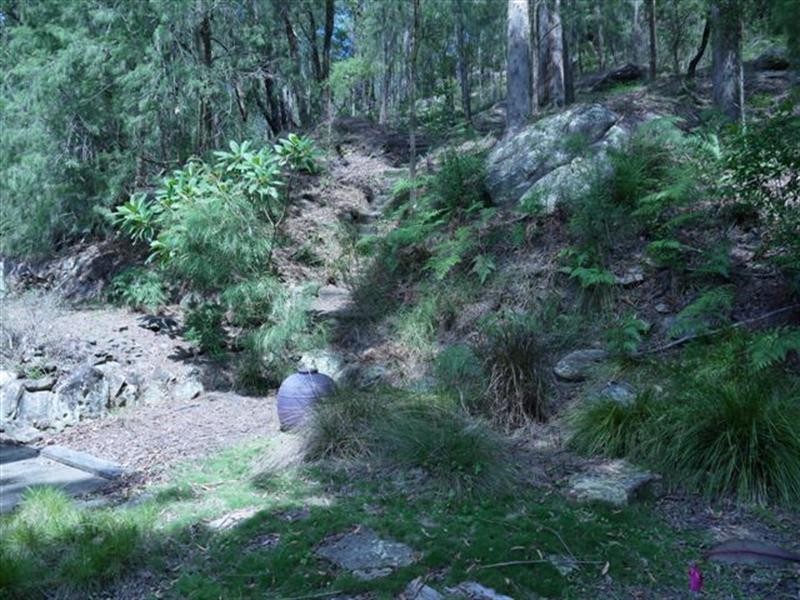 20 Nari Avenue, Point Clare NSW 2250