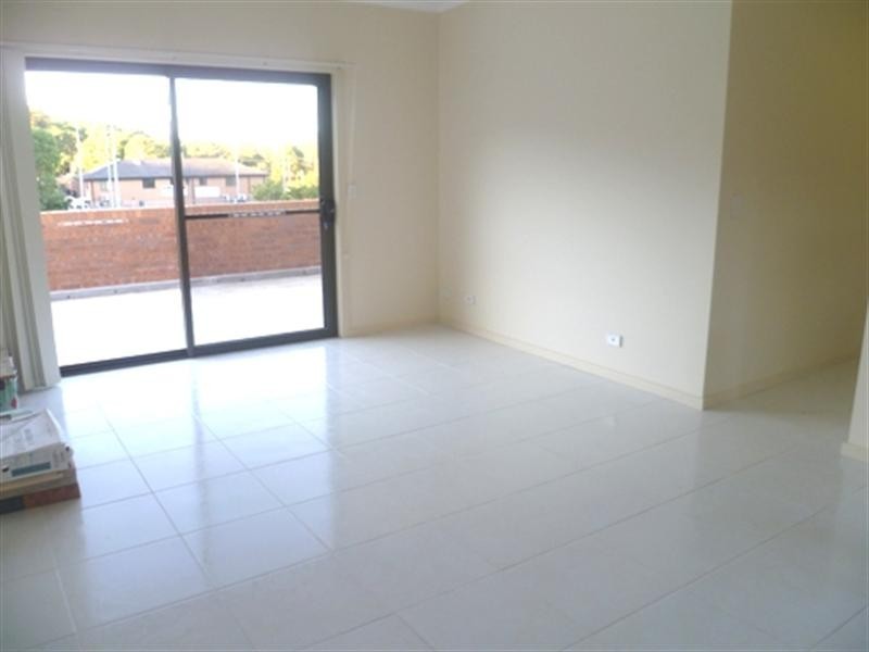 51b Brisbane Water Drive, Point Clare NSW 2250