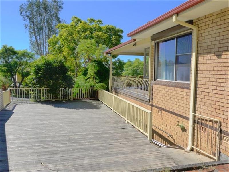 29 Fiona Street, Point Clare NSW 2250