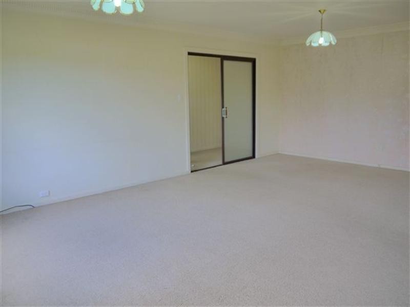 41 Orange Parade, Wyoming NSW 2250