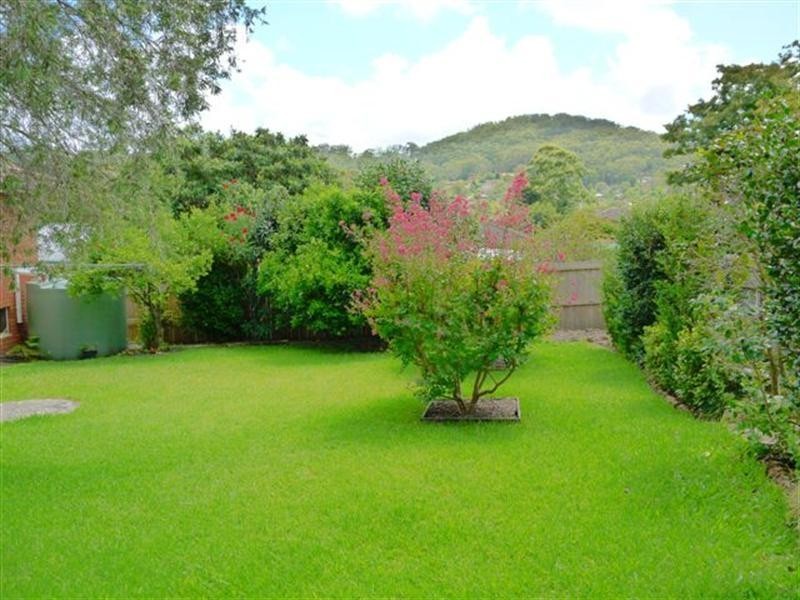 41 Orange Parade, Wyoming NSW 2250