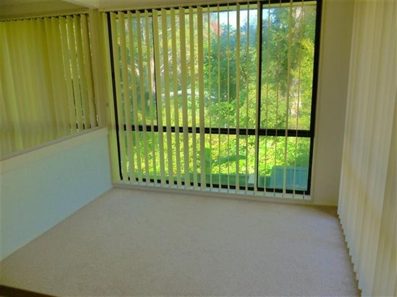 83 Brisbane Water Drive, Point Clare NSW 2250