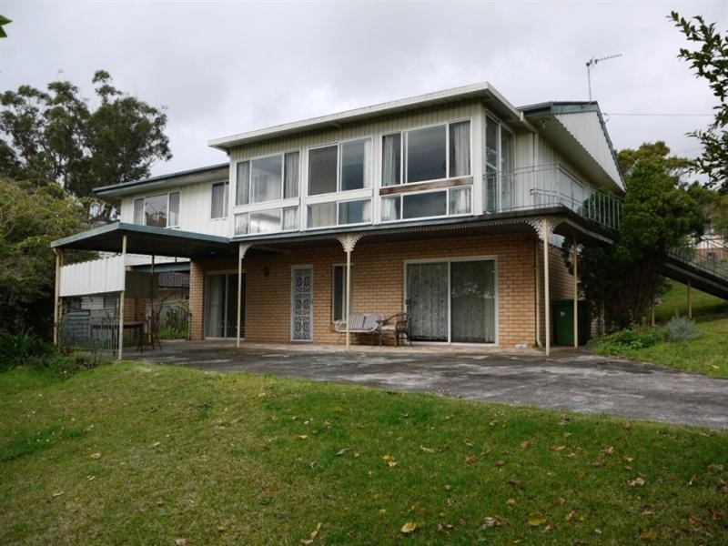 35 Cary Street, Wyoming NSW 2250