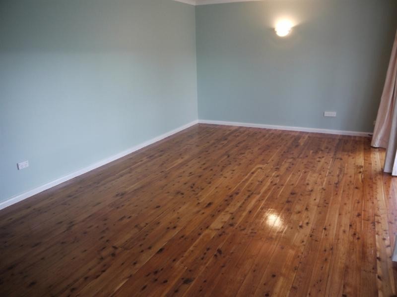 35 Cary Street, Wyoming NSW 2250