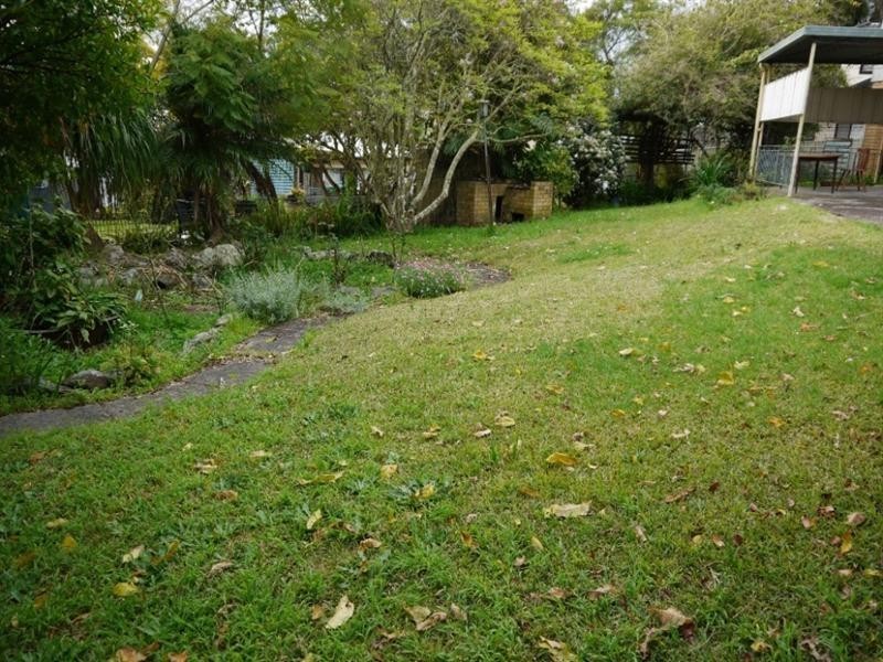 35 Cary Street, Wyoming NSW 2250