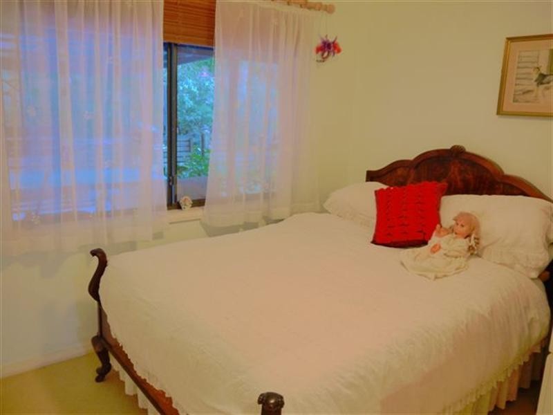 22 Murrumbooee Place, Tascott NSW 2250