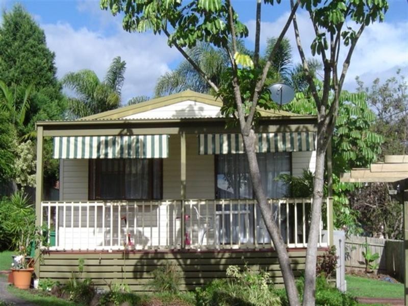 13 Alukea Avenue, Point Clare NSW 2250