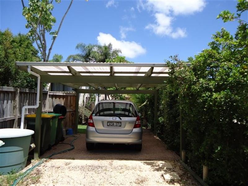 13 Alukea Avenue, Point Clare NSW 2250