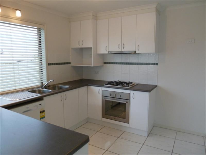 2/8 Ulandra Place, Wagga Wagga NSW 2650