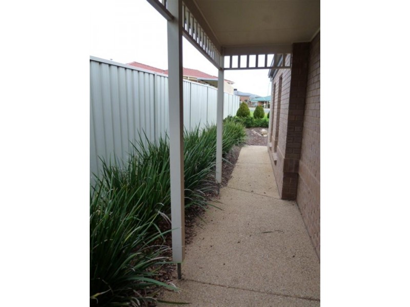 2/8 Ulandra Place, Wagga Wagga NSW 2650