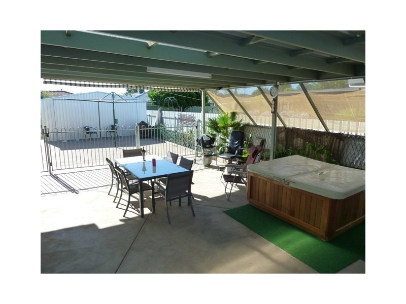6 Geneva Crescent, Wagga Wagga NSW 2650