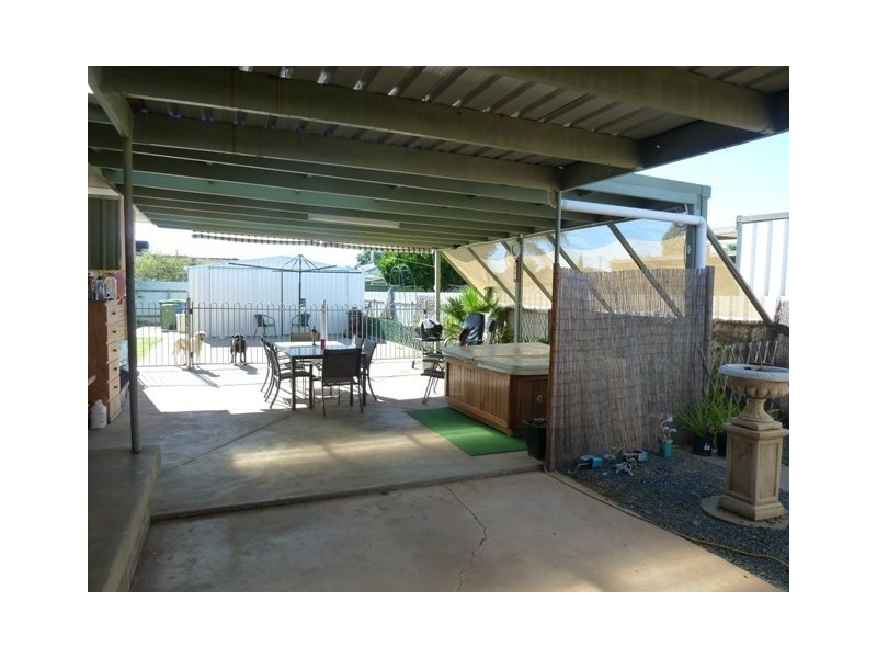 6 Geneva Crescent, Wagga Wagga NSW 2650