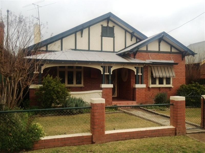 26 Thorne Street, Wagga Wagga NSW 2650