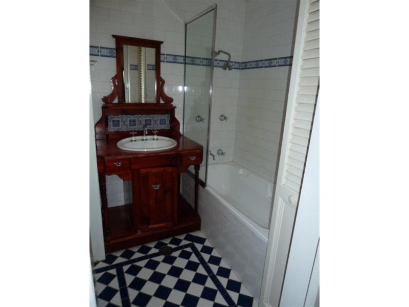 26 Thorne Street, Wagga Wagga NSW 2650