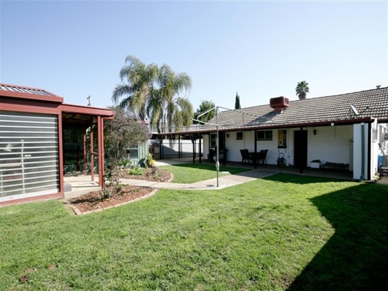 3 Crisp Drive, Wagga Wagga NSW 2650