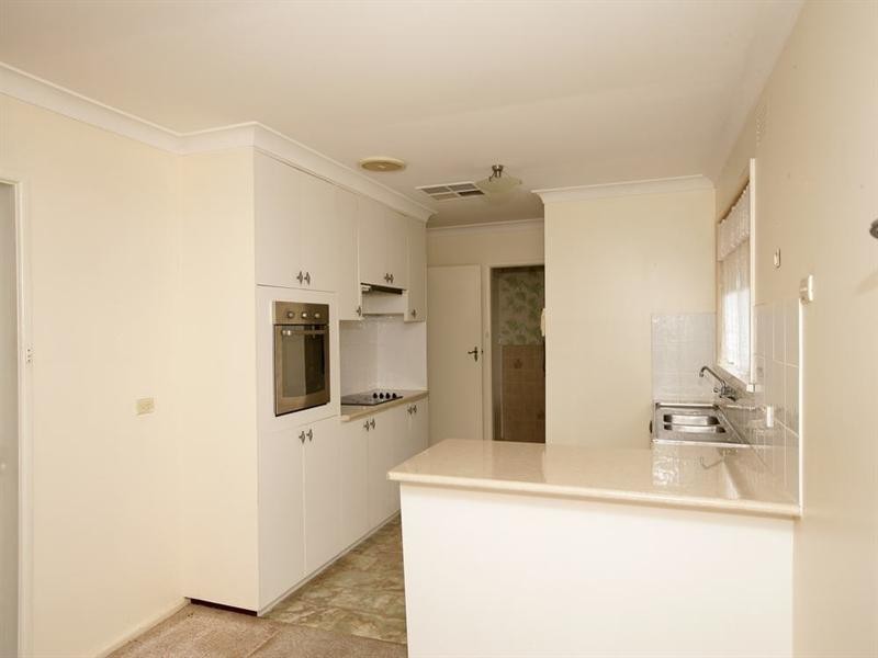 57 Raye Street, Tolland NSW 2650