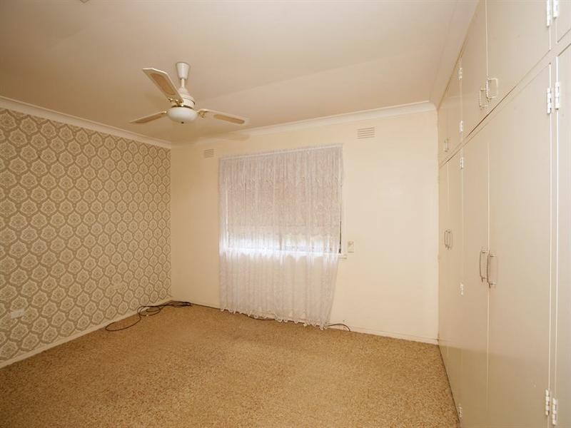 57 Raye Street, Tolland NSW 2650