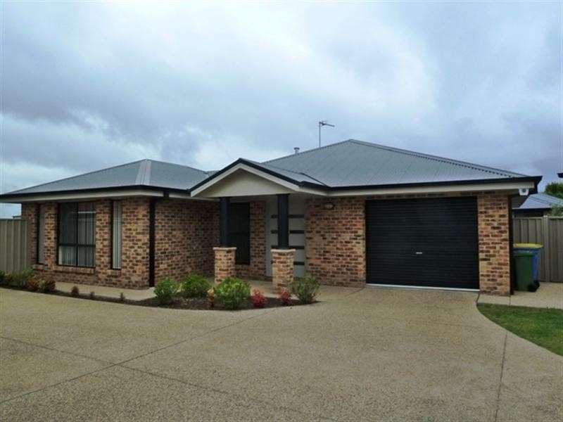 3/6 Yoogali Street, Wagga Wagga NSW 2650