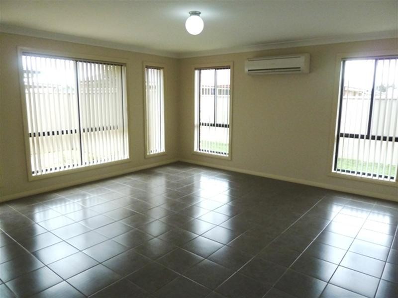 3/6 Yoogali Street, Wagga Wagga NSW 2650